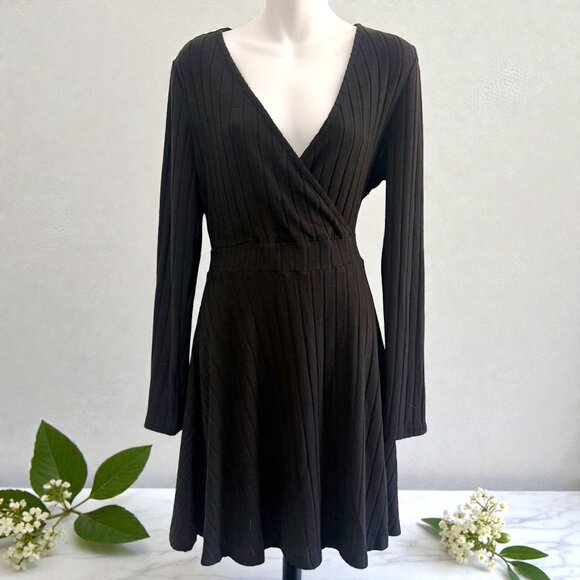 SHEIN Dresses & Skirts - Black Ribbed Wrap Dress | Long Sleeve V-Neck | Size L